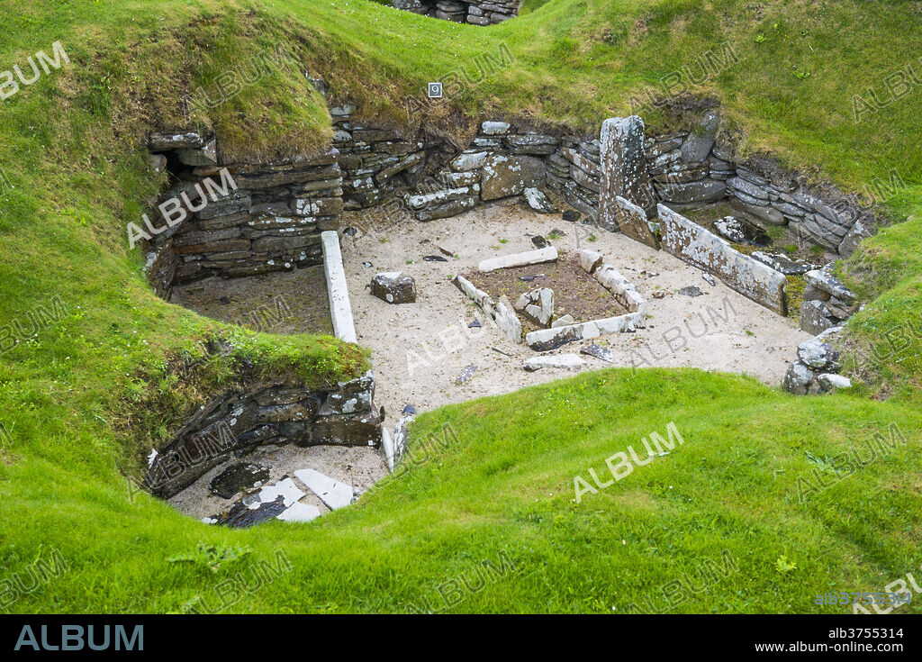 The stone built Neolithic settlement of Skara Brae, UNESCO World Heritage Site, Orkney Islands, Scotland, United Kingdom, Europe.