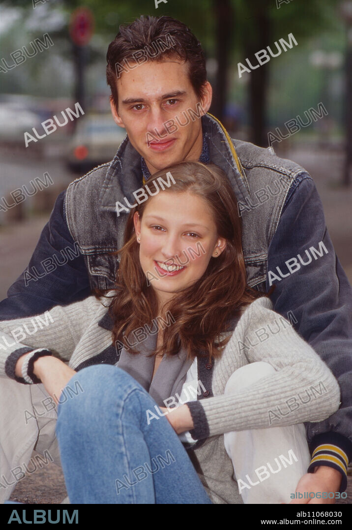 Mensch, Pia!, TV series, Germany 1996, Actor: Alexandra Maria Lara, Robert Glatzeder.