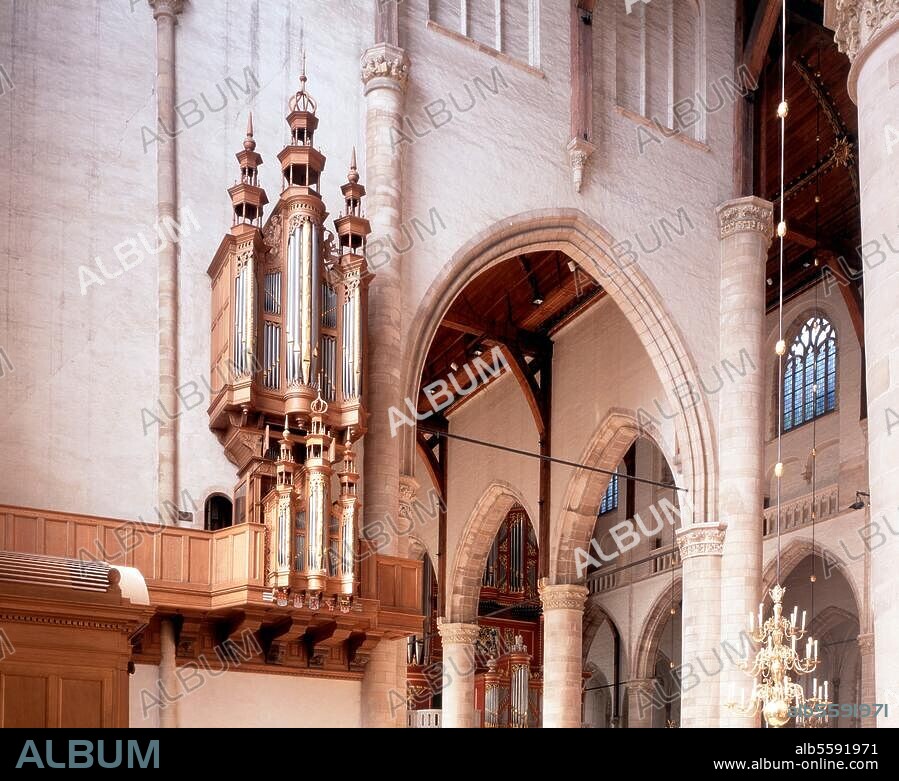 Rotterdam, Grote oder St. Laurenskerk / Alte Orgel © Jochen Helle Format / Filmsize: 6 × 7 cm.
