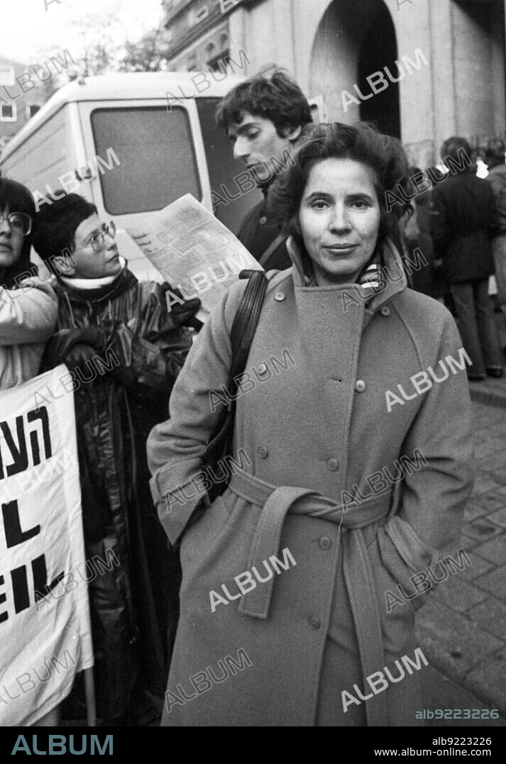 French Jews and German Nazi victims demonstrated for a conviction of the former Gestapo chief of Paris, Kurt Lischka, in front of the Regional Court in Cologne on 23 October 1979. Beate Klarsfeld Vorn, Germany