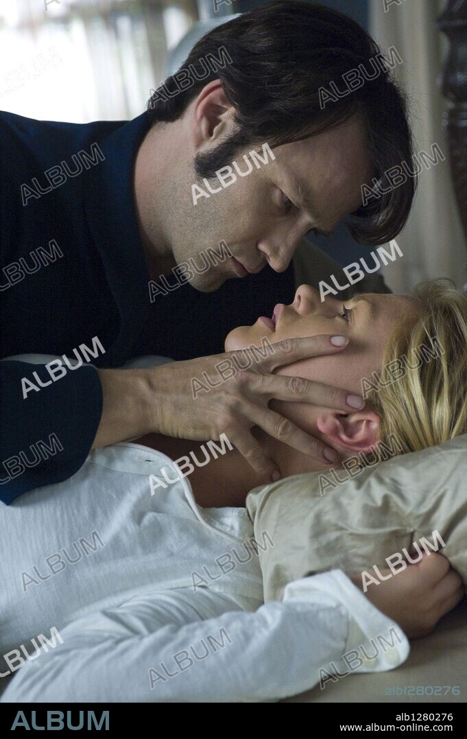 ANNA PAQUIN et STEPHEN MOYER dans TRUE BLOOD, 2007, réalisé par ALAN BALL. Copyright HBO.