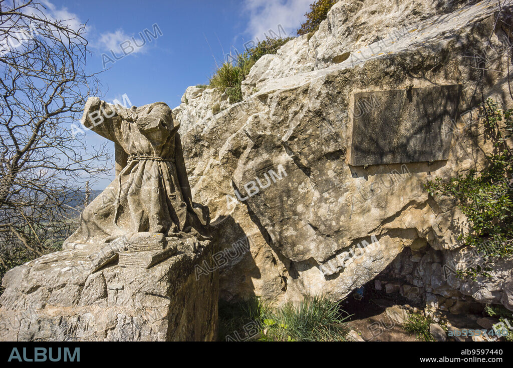 cueva del beato Ramon Llull, en el santuario de Cura, Algaida, Mallorca, balearic islands, spain, europe.