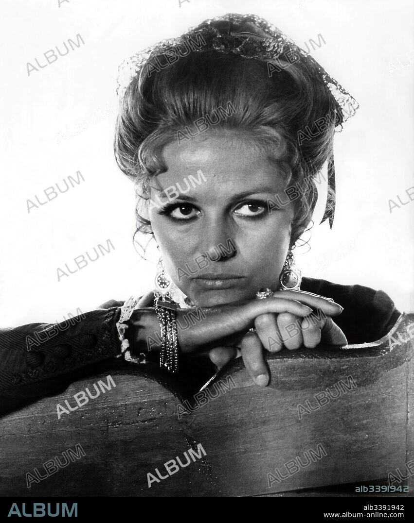 CLAUDIA CARDINALE in ONCE UPON A TIME IN THE WEST, 1968 (C'ERA UNA VOLTA IL WEST), directed by SERGIO LEONE. Copyright PARAMOUNT PICTURES.
