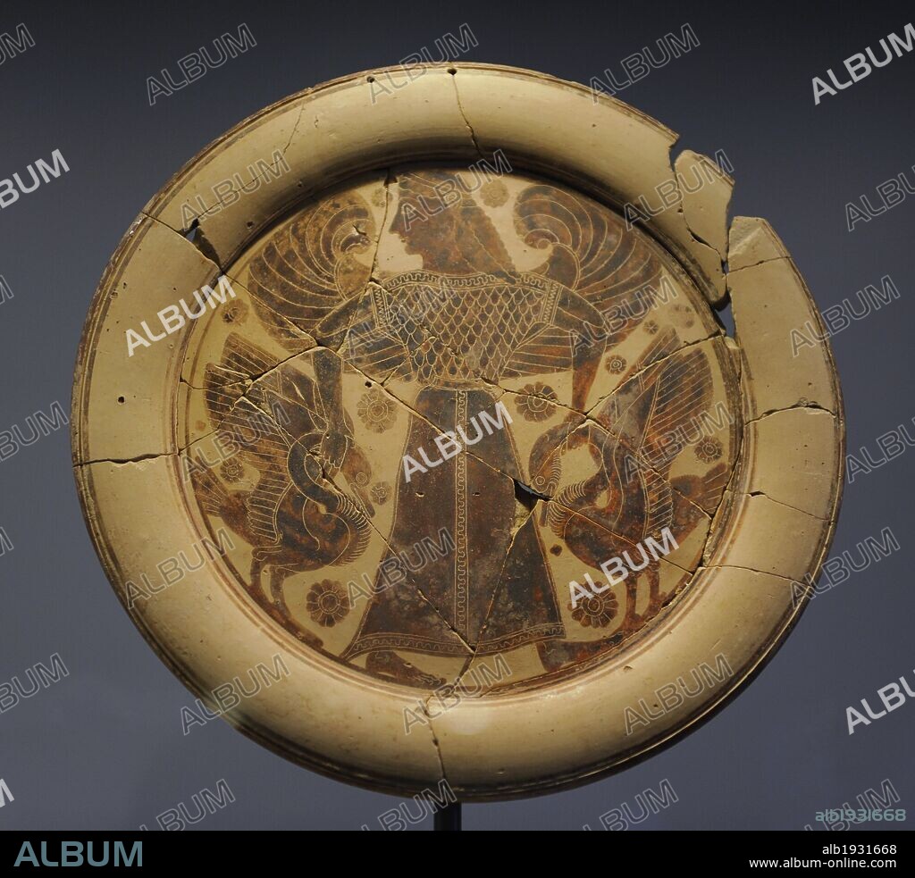 ARTE GRIEGO. PERIODO ORIENTALIZANTE. Plato de cerámica con esfinge dibujada. S. VII-VI a. C. Museo Carlsberg Glyptotek. Copenhague. Dinamarca. Norte Europa.