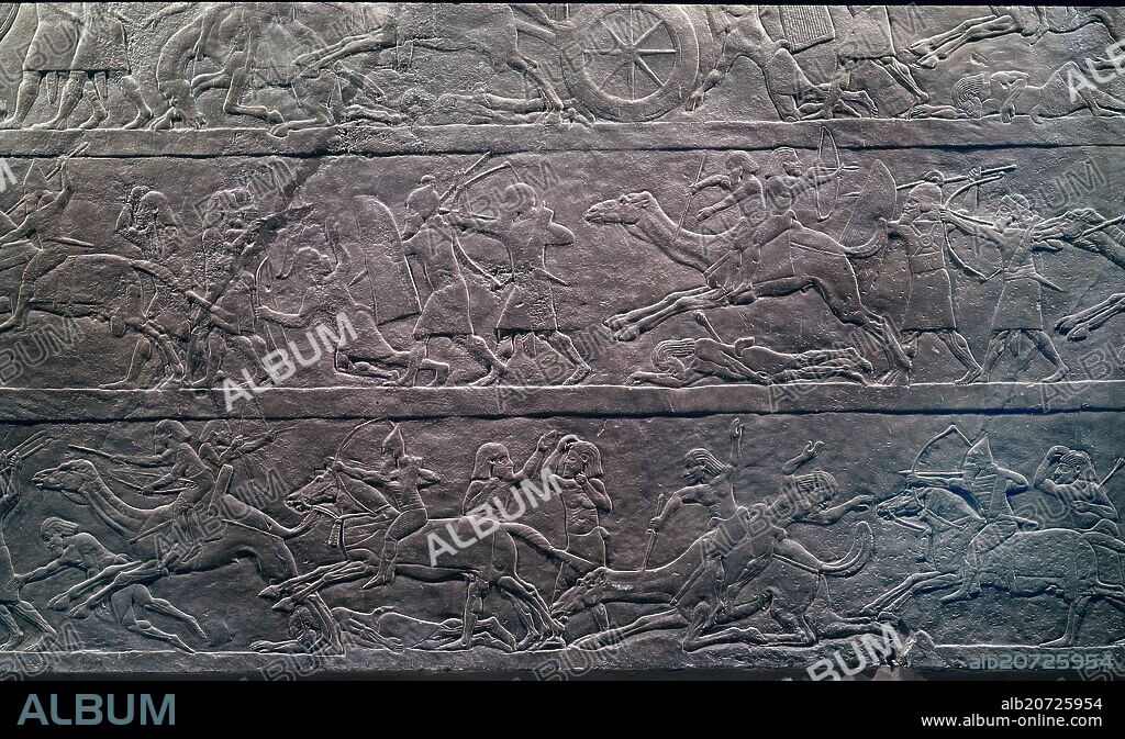 RELIEVE ASIRIO - SOLDADOS ASIRIOS PERSIGUIENDO AL EJERCITO ARABE - SIGLO VII AC.