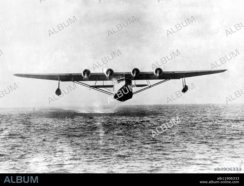 The giant Pan-American Airways flying boat the Flying Clipper, which a few weeks ago made a series of test flights over the Pacific, has taken off from Alameda, California, on her opening commercial flight to Honolulu. This is the first stop on her 5,000 miles flight to Ware Islands in the Pacific Ocean. Photo shows:- The Flying Clippier in flight. 10 August 1935.