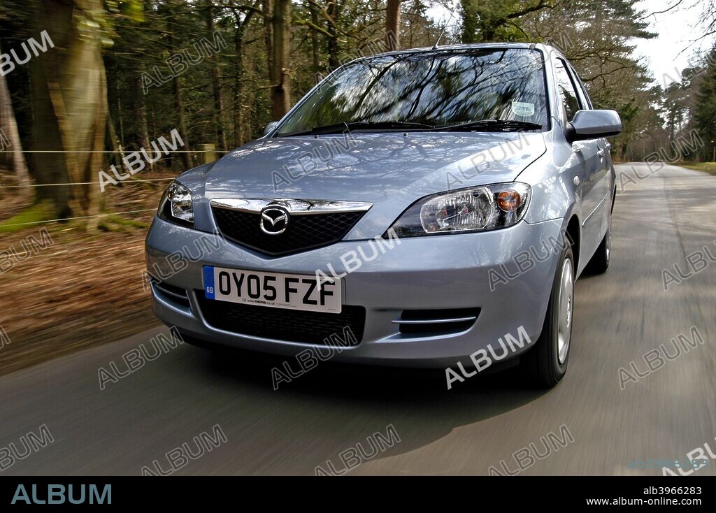 2005 Mazda 2 1.4D Antares.