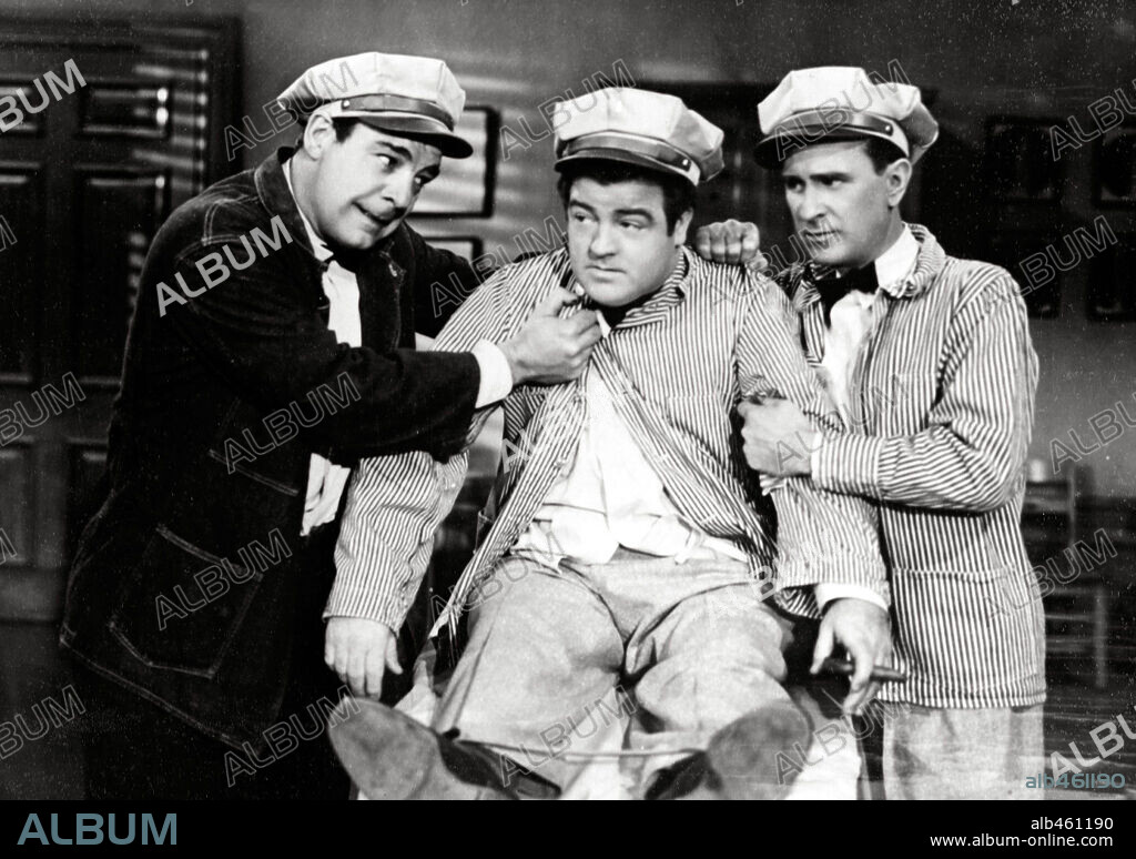 BUD ABBOTT, LON CHANEY JR. and LOU COSTELLO in HERE COME THE CO-EDS, 1945. Copyright UNIVERSAL PICTURES.