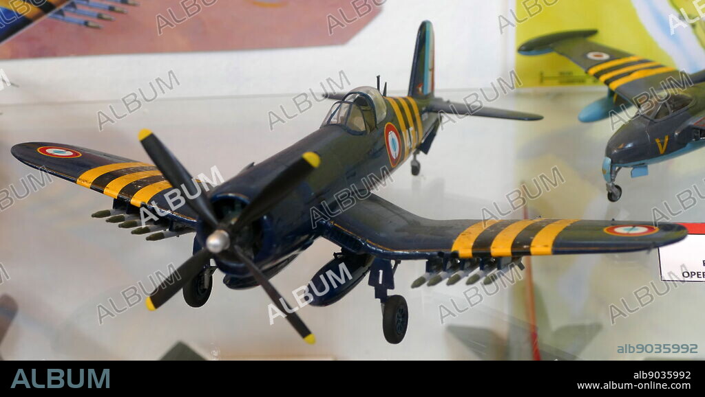Model of a French Navy F4U-7 Corsair Flottille 14, a French carrier used during the Suez Crisis. Dated 20th Century.