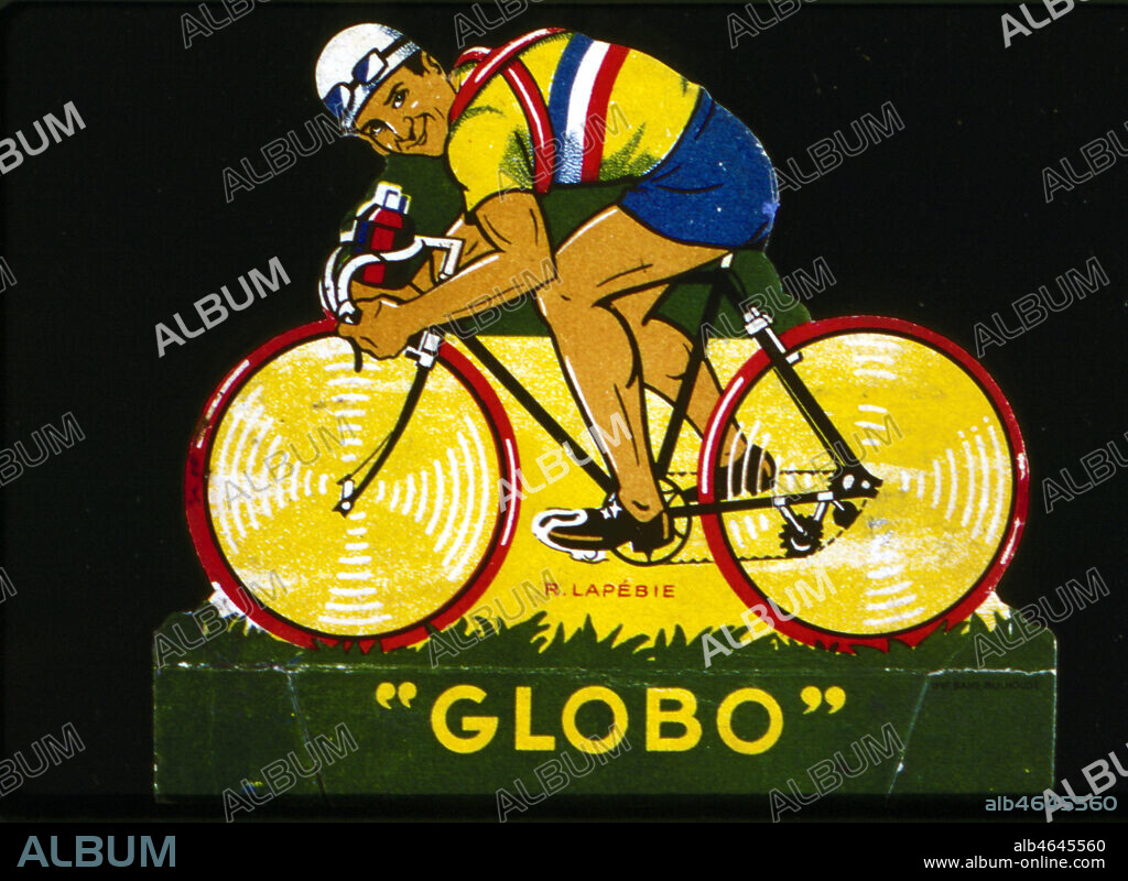 'Globo': le cycliste Roger Lapebie. Silhouette en carton pour jeu d'enfant sur le tor d de France . Credit: Collection Kharbine-Tapabor.