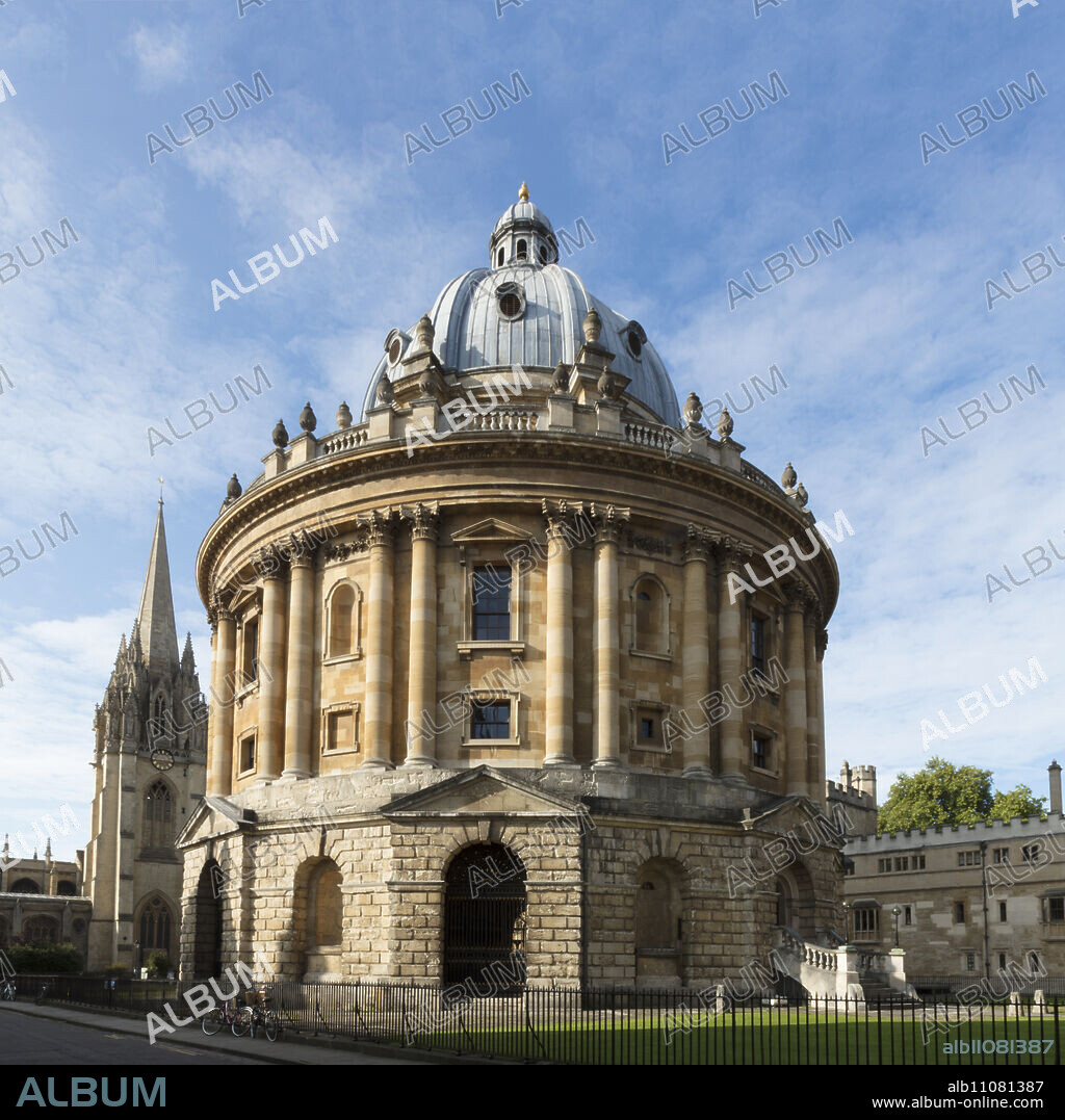The Radcliffe Camera by James Gibbs, Oxford University, Oxford, Oxfordshire, England, United Kingdom, Europe.