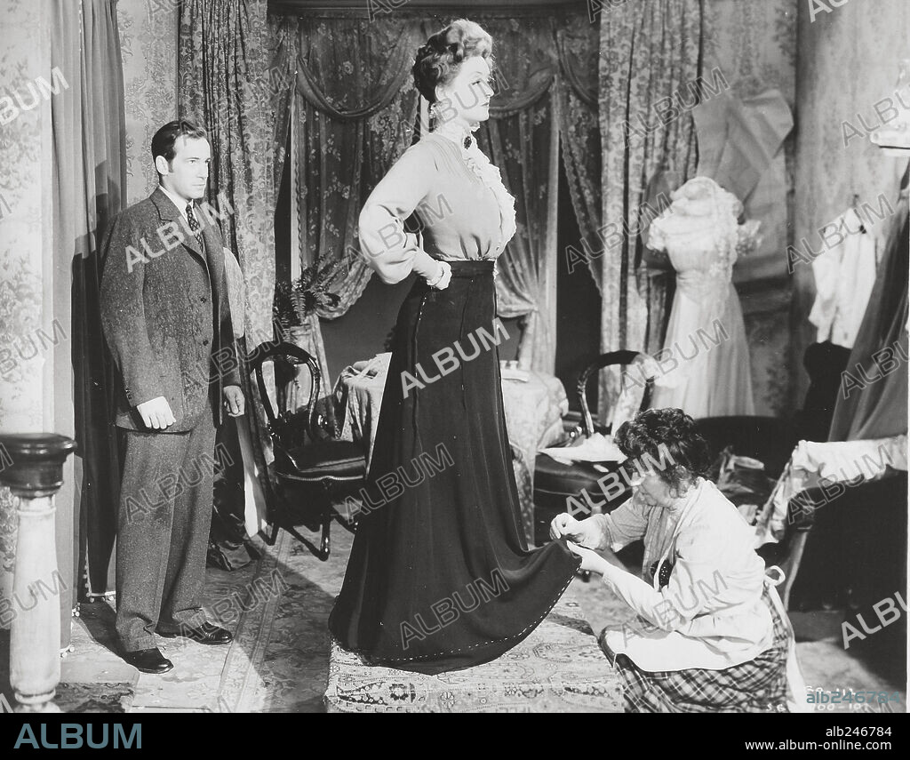 BETTE DAVIS, RICHARD CARLSON and VIRGINIA BRISSAC in THE LITTLE FOXES, 1941, directed by WILLIAM WYLER. Copyright RKO/SAMUEL GOLDWYN.