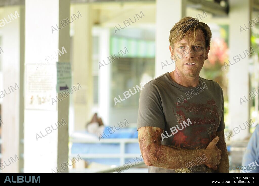 EWAN McGREGOR in THE IMPOSSIBLE - NICHTS IST STÄRKER ALS DER WILLE, ZU ÜBERLEBEN, 2012 (THE IMPOSSIBLE), unter der Regie von JUAN ANTONIO BAYONA. Copyright APACHES ENTERTAINMENT.