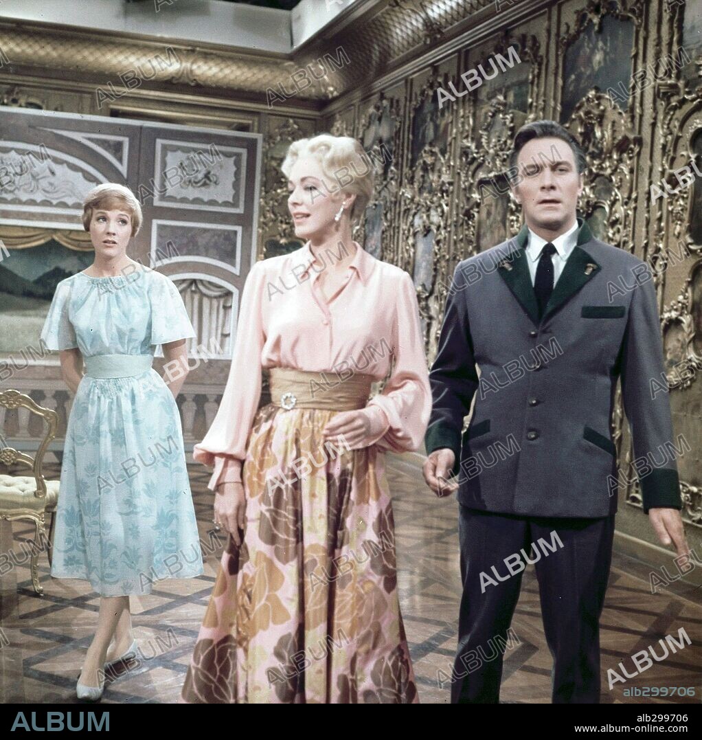 JULIE ANDREWS, Eleanor Jane Parker and CHRISTOPHER PLUMMER. CHRISTOPHER PLUMMER, ELEANOR PARKER and JULIE ANDREWS in THE SOUND OF MUSIC, 1965, directed by ROBERT WISE. Copyright 20TH CENTURY FOX.