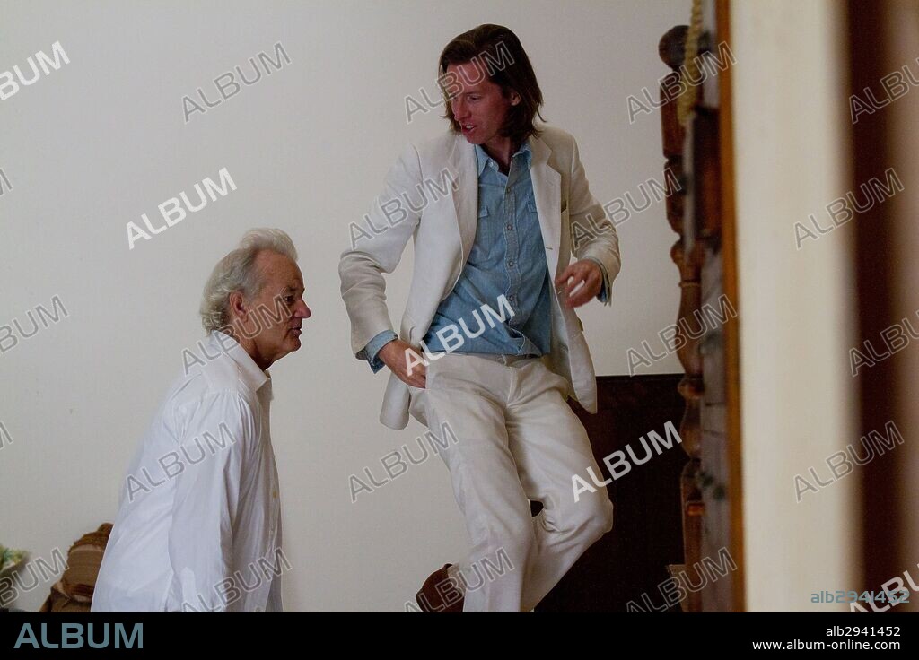BILL MURRAY and WES ANDERSON in MOONRISE KINGDOM, 2012, directed by WES ANDERSON. Copyright INDIAN PAINTBRUSH.