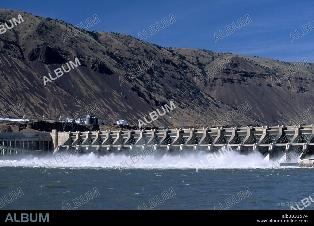 John Day Dam on the Columbia River, OR/WA.
