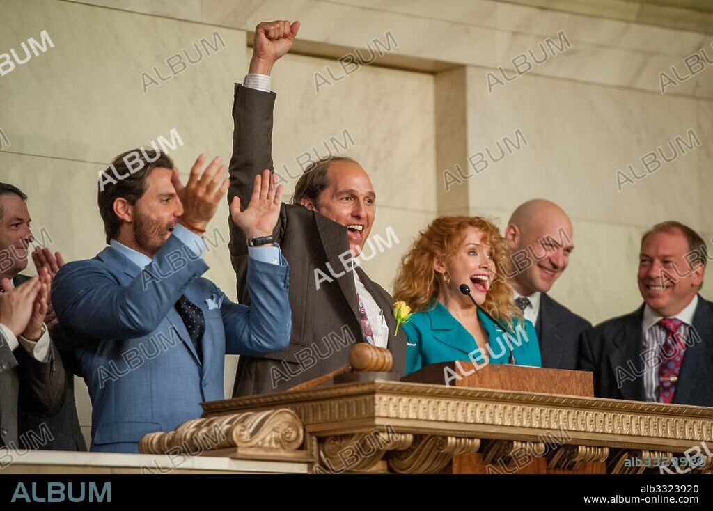 BRYCE DALLAS HOWARD, COREY STOLL, EDGAR RAMIREZ and MATTHEW McCONAUGHEY in GOLD, 2016, directed by STEPHEN GAGHAN. Copyright BLACK BEAR PICTURES/HWY61/LIVING FILMS.