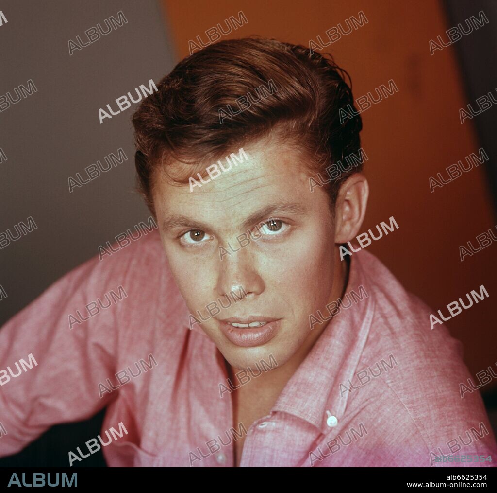 Young German rock 'n' roll singer and actor Peter Kraus, a German teenager idol from the 1950s (undated archive picture). 30/11/1999