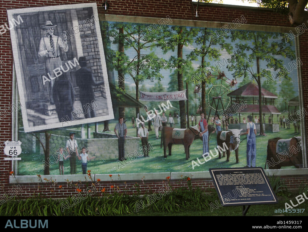 JAY CARL FERGER. AMERICAN ARTIST.. History of The United States. Harry S. Truman and the Fair. Wall painting depicting Senator Harry Truman (1884-1972),and the Homecoming Fair he attended in the area of the village, who campaigned for reelection in Cuba in 1940. By Jay Carl Ferger. Series of murals depicting historical scenes of both local and national themes. Cuba, State of Missouri, United States.
