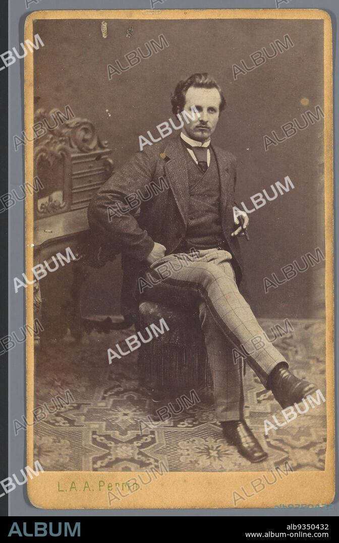 Portrait of A. Nopper, Louis Adrien Alexandre Perrin (mentioned on object), Alkmaar, 1868 - 1874, cardboard, paper, albumen print, height 101 mm × width 62 mm.