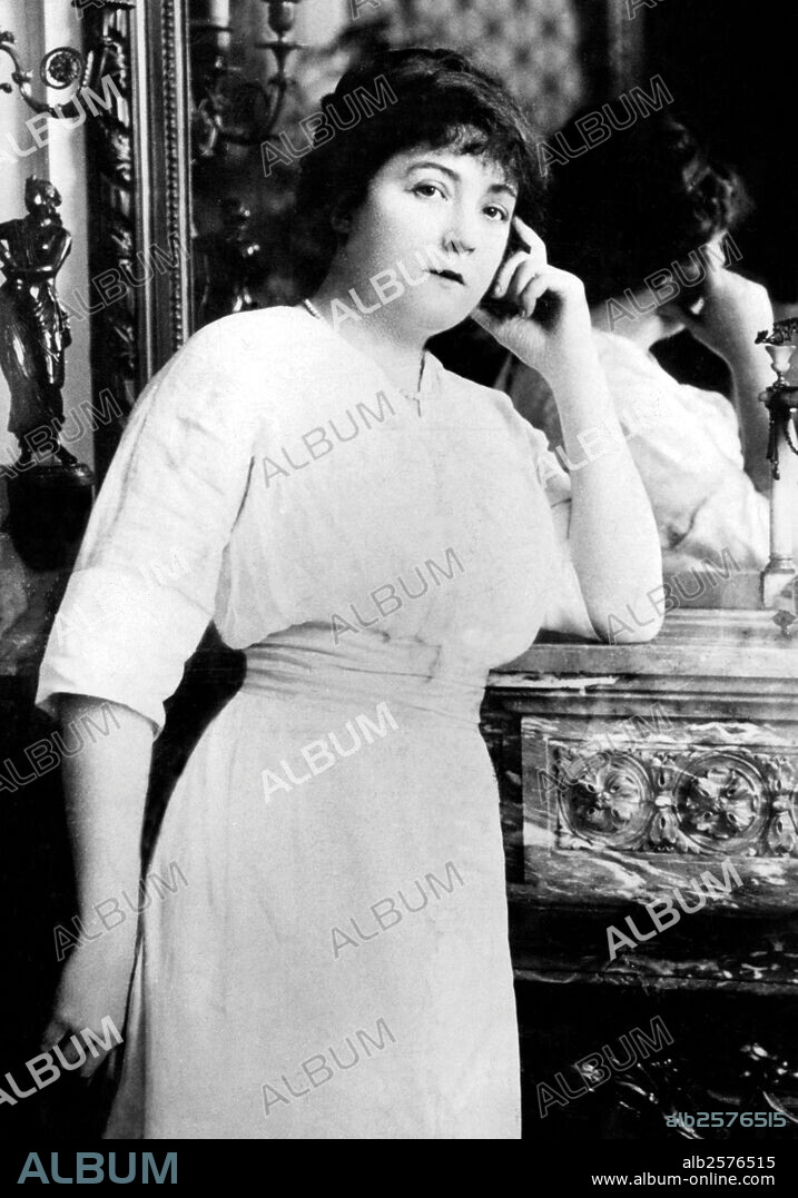 Mrs Henriette Caillaux, wife of politician Joseph Caillaux, she killed Gaston Calmette, director of paper Le Figaro, in 1914.