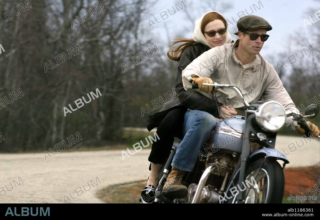 Benjamin button brad pitt motorcycle hotsell