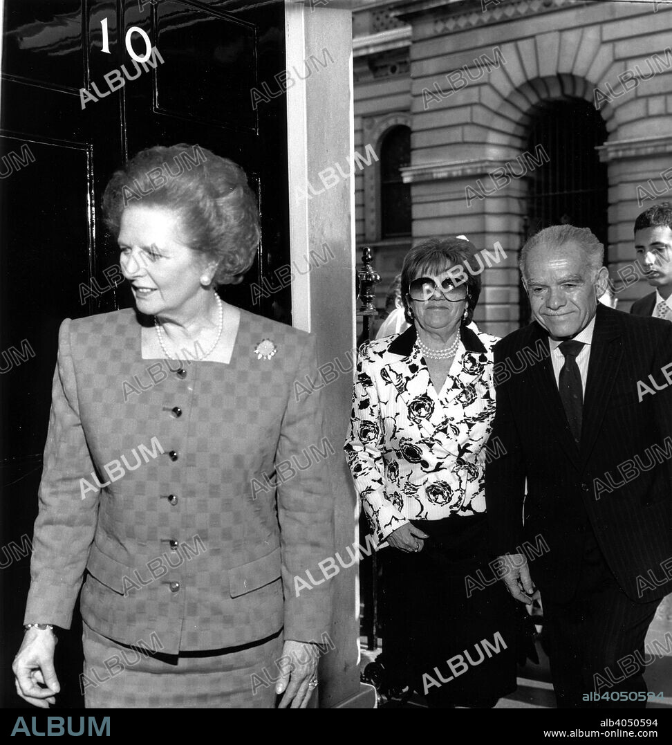Yitzhak Shamir, Israeli Prime Minister, and his wife with Margaret Thatcher at No 10 Downing Street, May 1989.