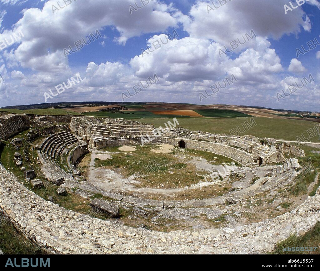 ANFITEATRO DE SEGOBRIGA - SIGLO I.