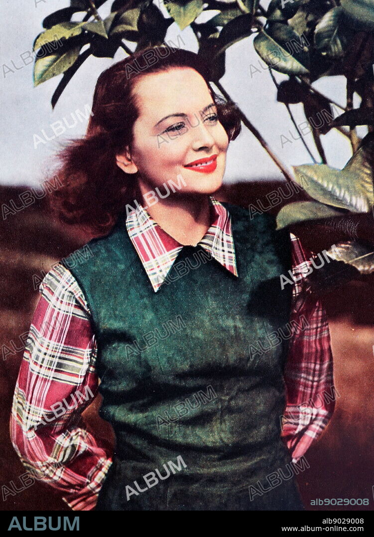 Photograph taken on the set of 'The Snake Pit' starring Olivia de Havilland, Leo Genn, Mark Stevens, and Ruth Donnelly.