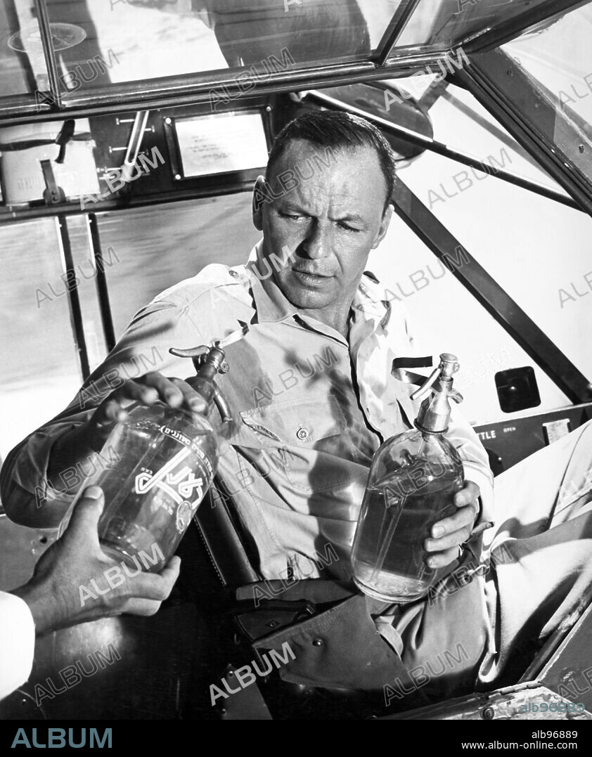 FRANK SINATRA en LA SOMBRA DE UN GIGANTE, 1966 (CAST A GIANT SHADOW), dirigida por MELVILLE SHAVELSON. Copyright UNITED ARTISTS.