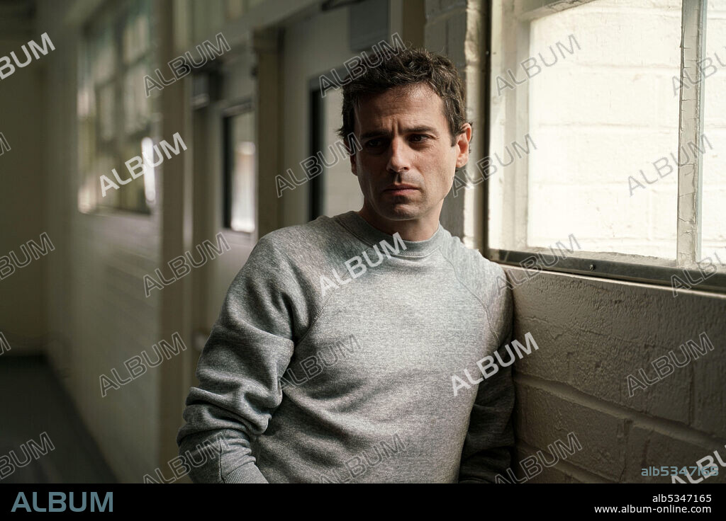 LUKE KIRBY en TED BUNDY: EN LA MENTE DEL ASESINO, 2021 (NO MAN OF GOD), dirigida por AMBER SEALEY. Copyright Company X.