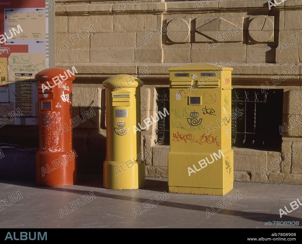 BUZONES DE CORREOS URGENTE Y ORDINARIO Album alb7808908