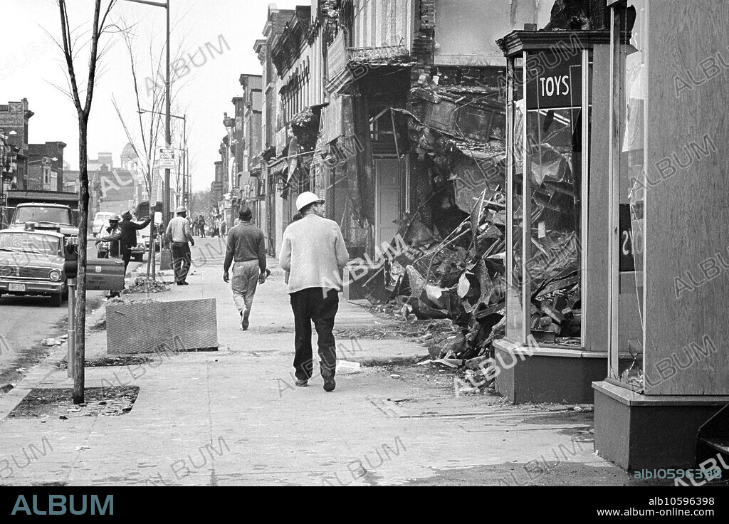 Street Scene in area of 14th-7th Sts., N.W., after riots following Dr. Martin Luther King Jr's, Assassination, Washington, D.C., USA, Warren K. Leffler, April 8, 1968.