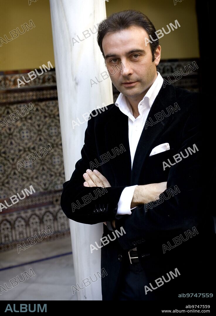 Madrid, February 17, 2009. Interview with Enrique Ponce on Abc. Photo: © Ignacio Gil. .....Archdc.