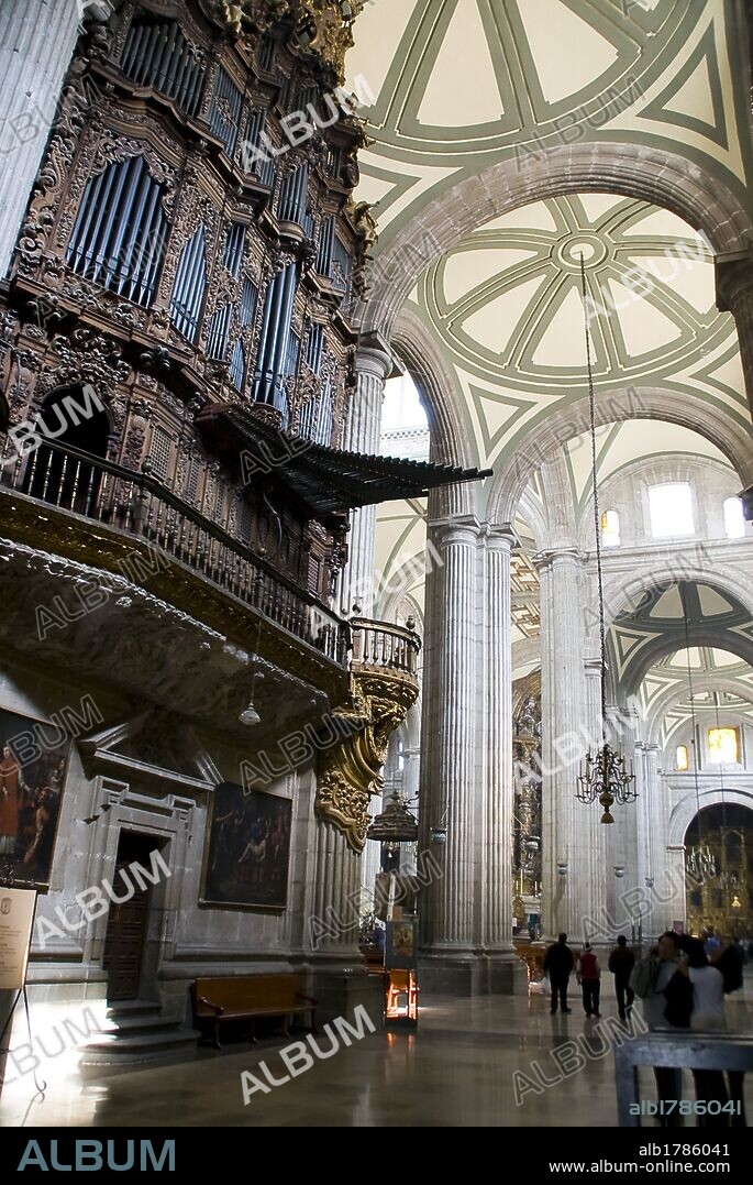 Mexico City Metropolitan Cathedral (1573-1813).Interior.Organ 18th century. Mexico City. .