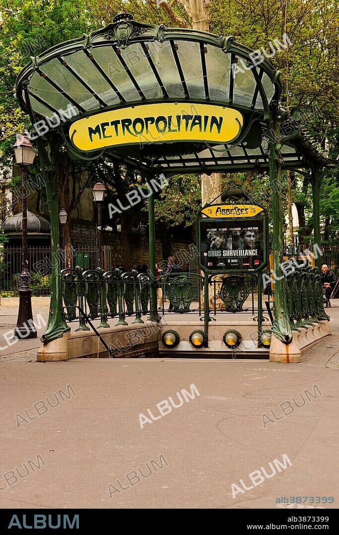 Entrance to the Metro, designed by Hector Guimard, Abbesses metro station, Paris, Ile-de-France, France