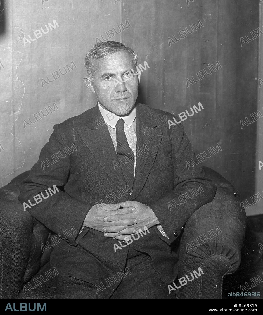 Göteborg 1932-12-09 - Arkitekt Hannes Meyer *** Local Caption *** GT Låda Krep 2010-01. KAMERAREPORTAGE.