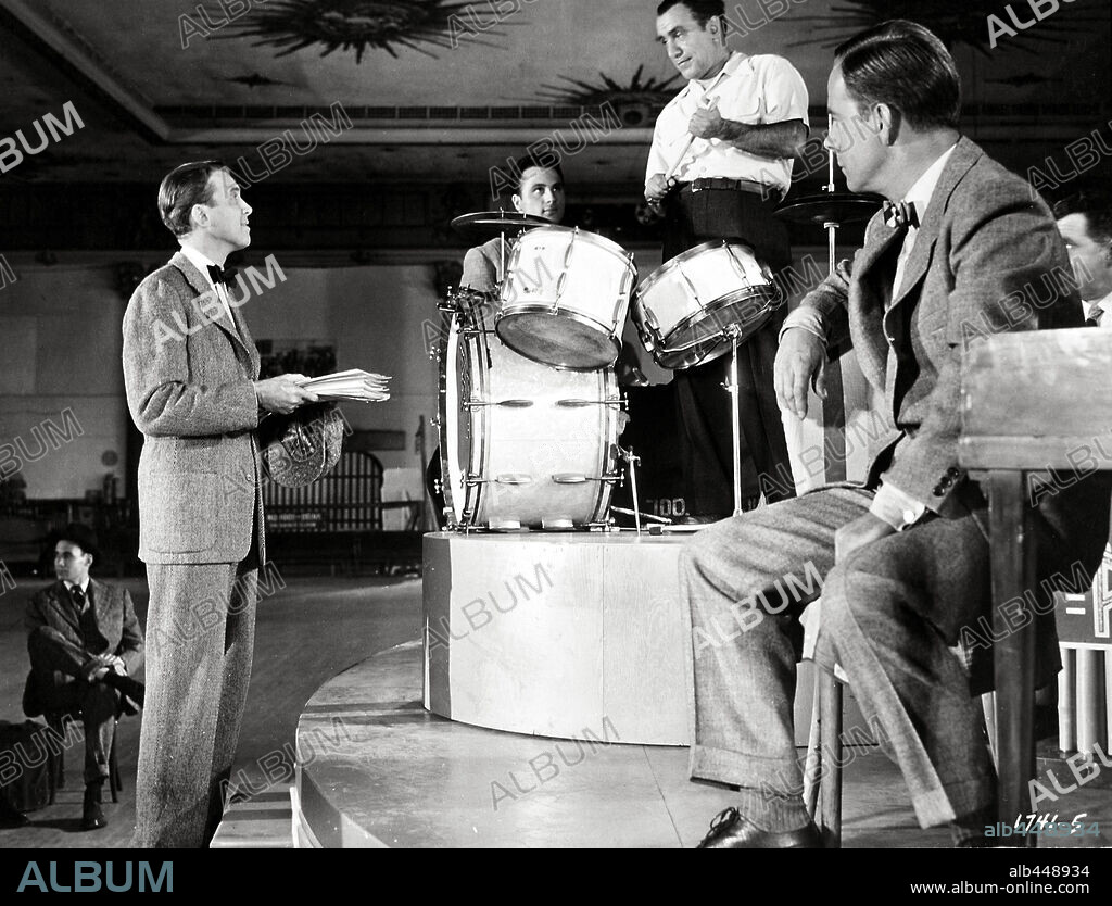 JAMES STEWART en MÚSICA Y LÁGRIMAS, 1953 (THE GLENN MILLER STORY), dirigida por ANTHONY MANN. Copyright UNIVERSAL PICTURES.