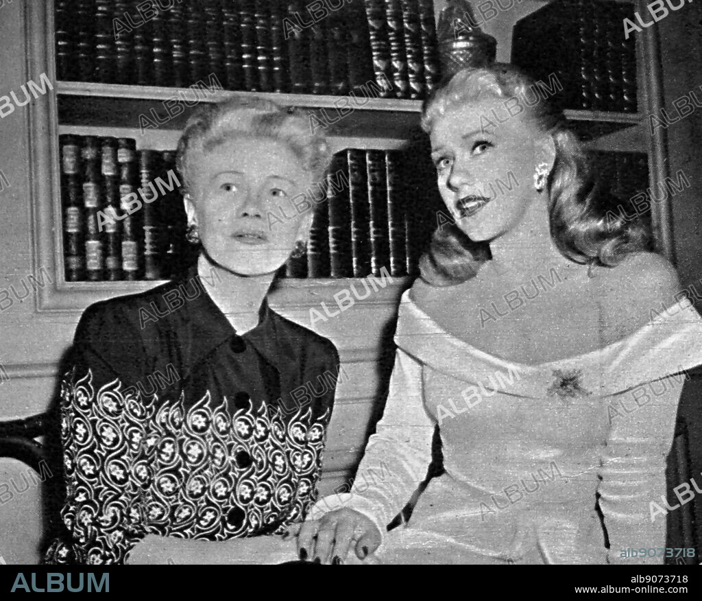 Photograph of Lela E. Rogers with her daughter Ginger Rogers.