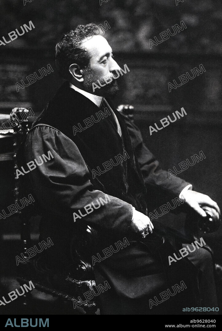 José María Vallés and Ribot, (Barcelona, ??1849 - Vallvidrera, 1911), Republican politician from Catalonia, a member of the Royal Academy of Jurisprudence and Legislation of Catalonia. From his youth he was in the Democratic Federal Republican Party and in 1873 was elected Member of the Constituent Courts of the First Spanish Republic, was also the first president of the Federalist Center Barcelona, provincial deputy and co-editor of the Projecte constitució català per a l'estat (Draft constitution for the Catalan State) (1883), and represented several districts in the Catalan Cortes along successive legislatures.