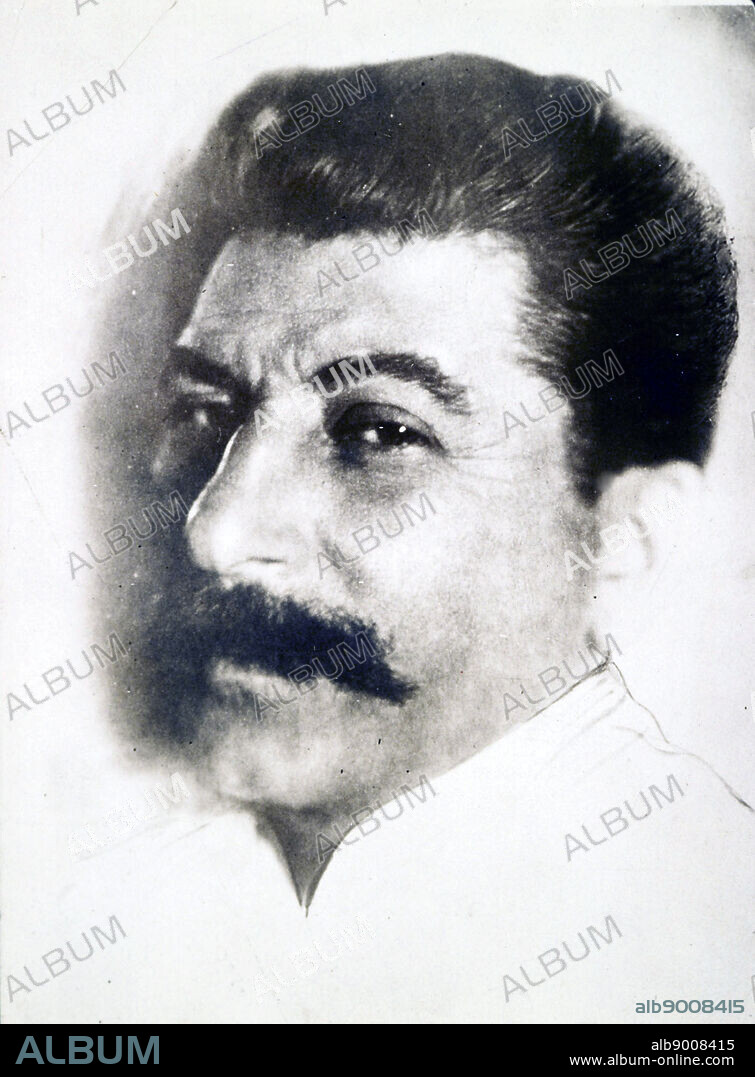 Colour Portrait of Joseph Stalin (18th December 1878 - 5th March 1953) in 1939 Moscow. Stalin was the leader of the Soviet Union from the mid-1920s until his death in 1953.