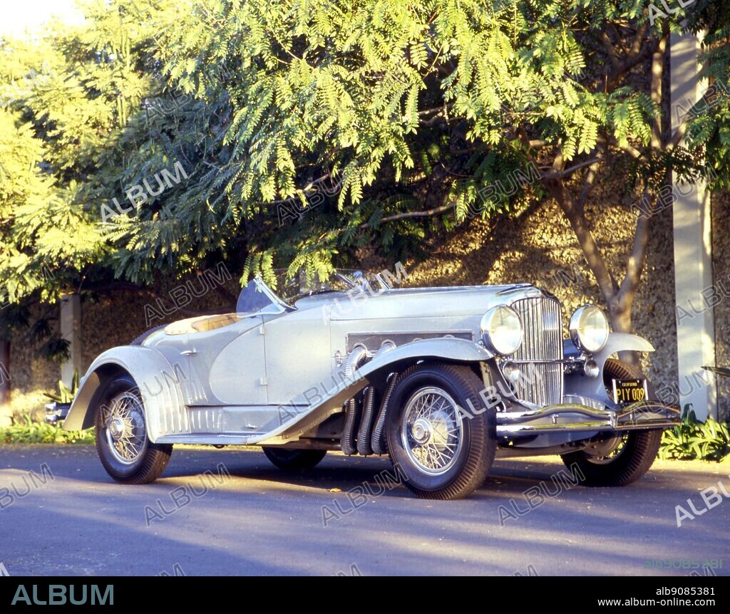 Gary Cooper 'SSJ' (or 'SS SJ') Duesenberg was tuned to 400bhp to race Groucho Marx's Mercedes.