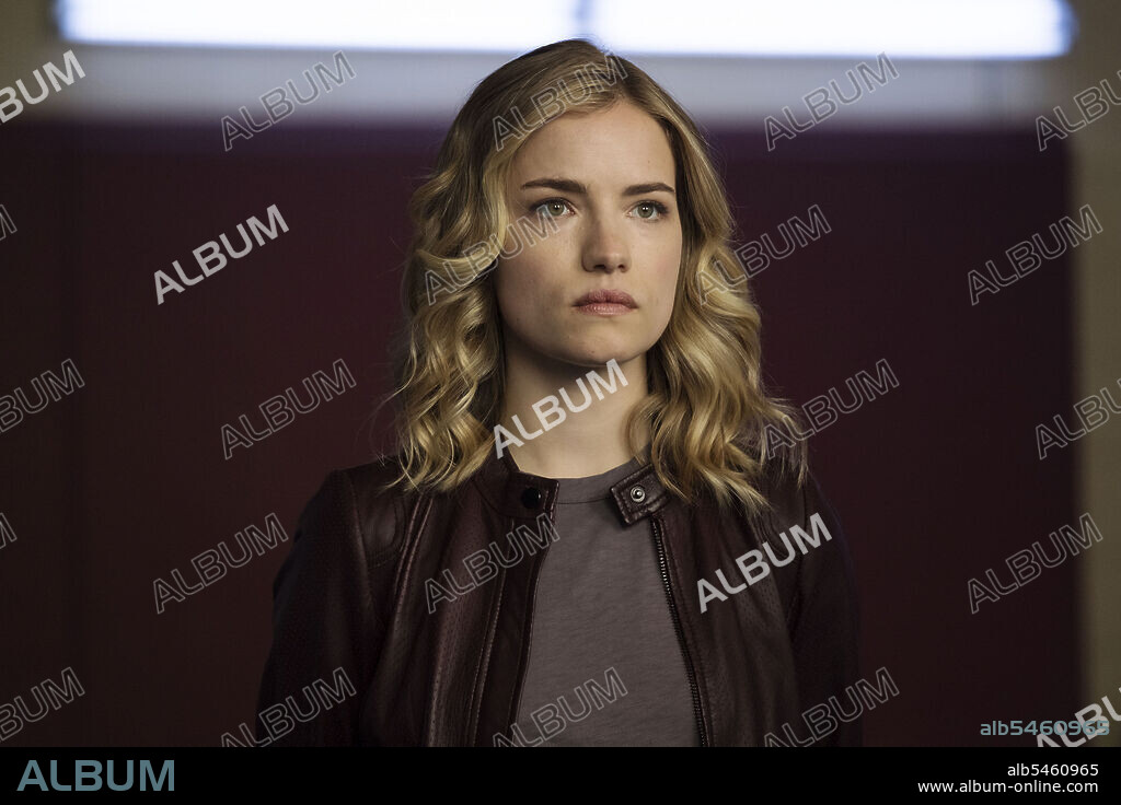 WILLA FITZGERALD en RETAME, 2019 (DARE ME), dirigida por BRONWEN HUGHES, JAMIE TRAVIS y JOSEPHINE DECKER. Copyright UNIVERSAL CABLE PRODUCTIONS.