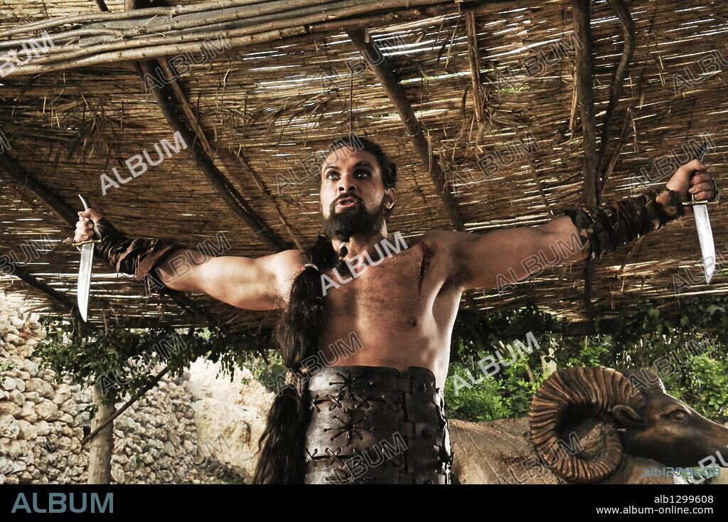 JASON MOMOA dans LE TRÔNE DE FER: GAME OF THRONES, 2011 (GAME OF THRONES), réalisé par DANIEL MINAHAN. Copyright HBO.