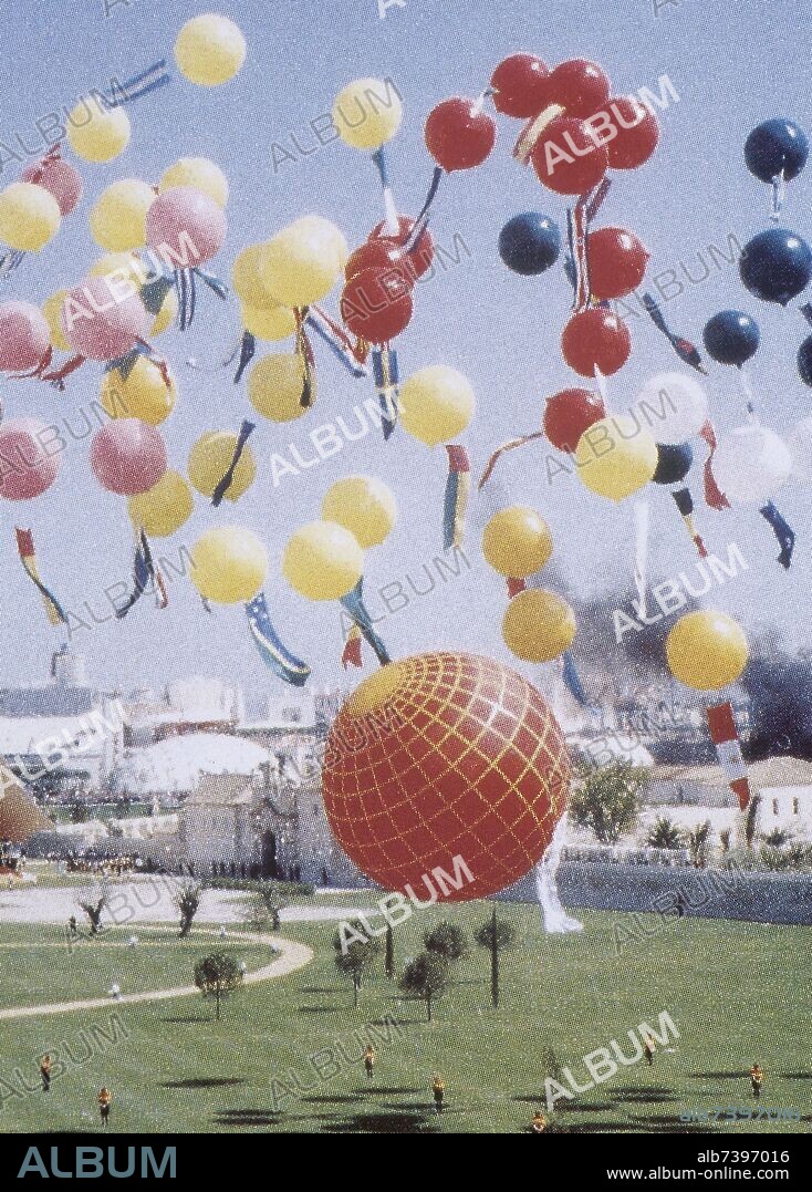 SUELTA DE GLOBOS EN LA CEREMONIA DE INAGURACION DE LA EXPOSICION INTERNACIONAL DE SEVILLA, 1992.