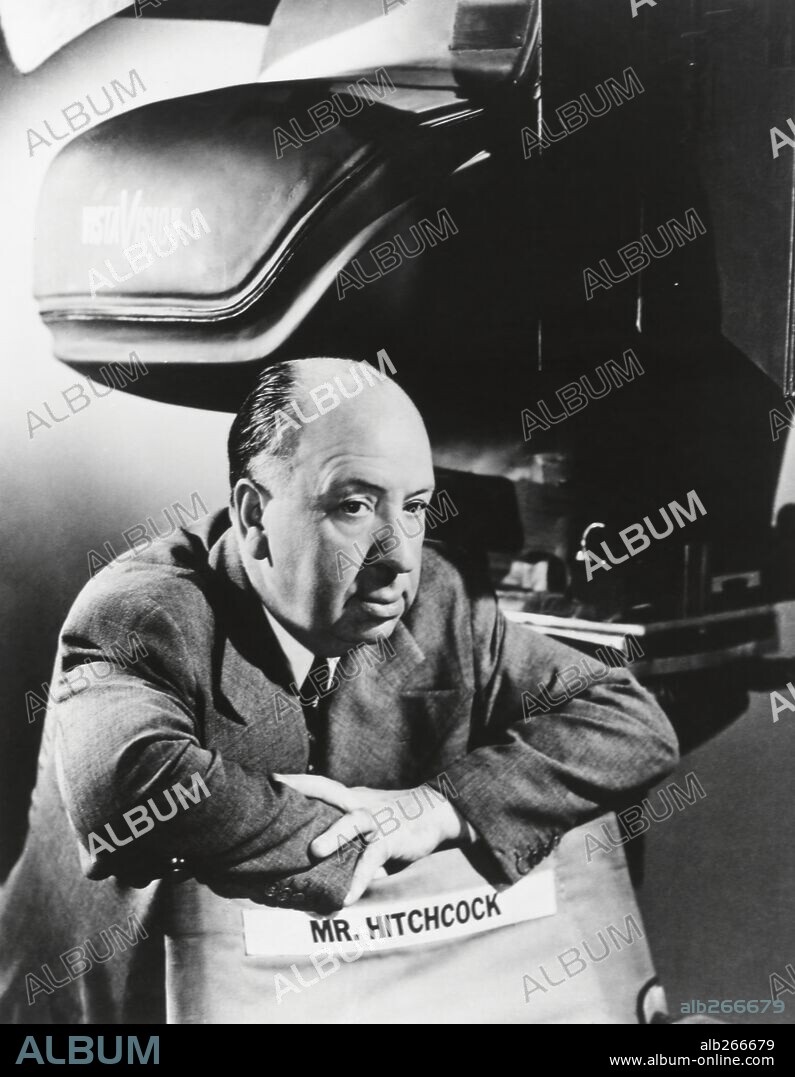 ALFRED HITCHCOCK dans VERTIGO, 1958, réalisé par ALFRED HITCHCOCK. Copyright Alfred J. Hitchcock Productions.