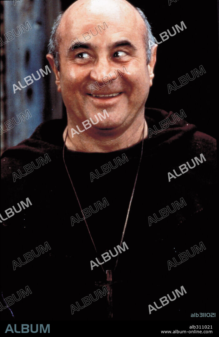 BOB HOSKINS in THE WHITE RIVER KID, 1999, directed by ARNE GLIMCHER.