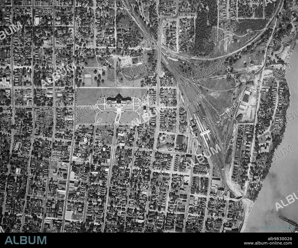 Little Rock, Arkansas circa 1939, Aerial view of Little Rock cityscape with Arkansas State Capitol building in center.