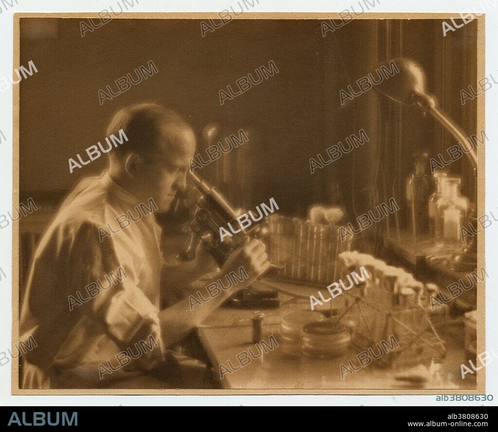 Oswald Avery, Canadian-American Medical Researcher