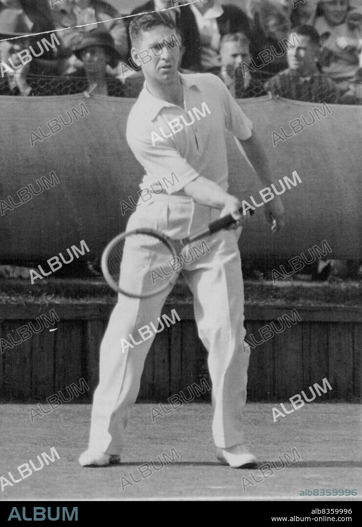Cliff Sproule - Metropolitan championship tennis at Strathfield C.E. Sproule playing in the singles ch'ship against J. Bromurich simi final. October 22, 1934.